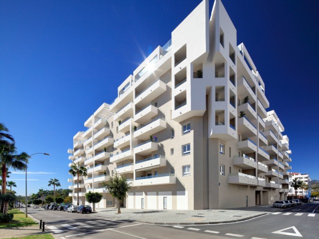 3 Bedrooms Apartment in Nueva Andalucía