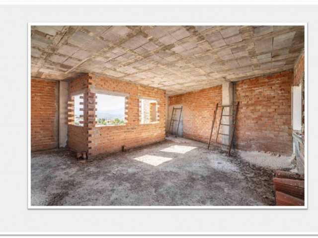 Commercial in Alhaurín el Grande