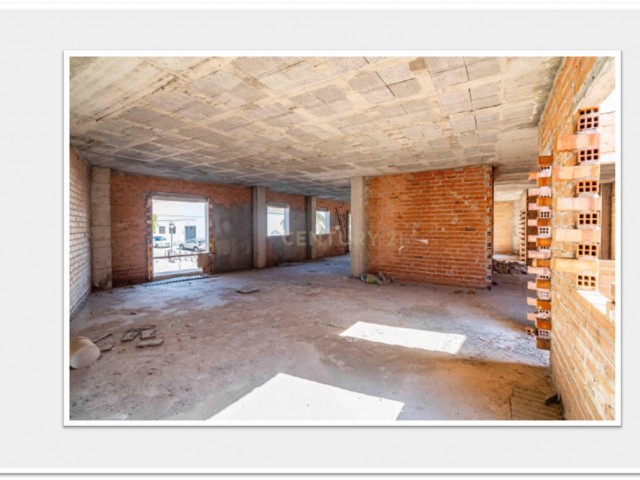 Commercial in Alhaurín el Grande