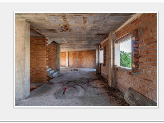 Commercial in Alhaurín el Grande