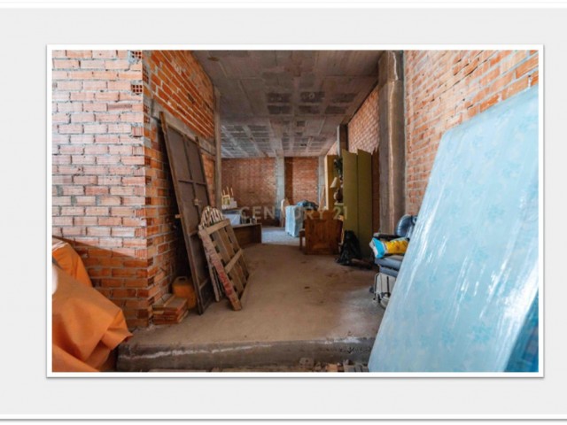 Commercial in Alhaurín el Grande