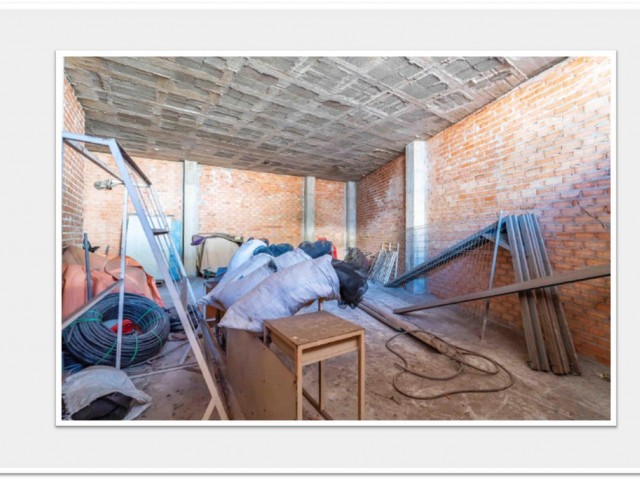 Commercial in Alhaurín el Grande