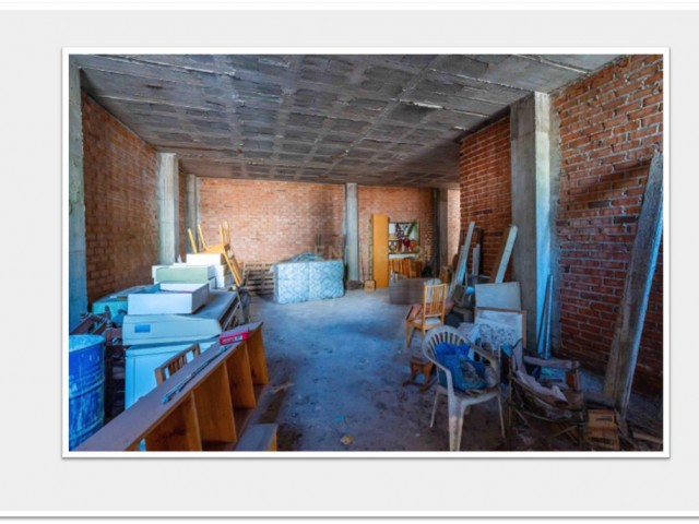 Commercial in Alhaurín el Grande