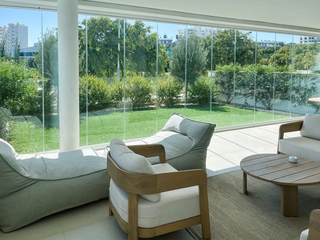 2 Bedrooms Apartment in Estepona