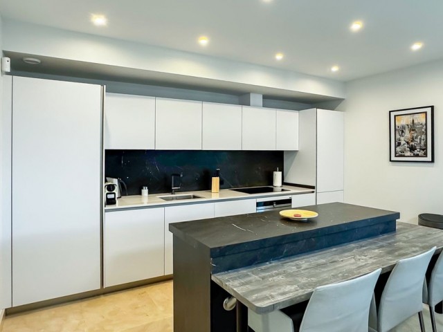 Appartement, Cabopino, R5181385