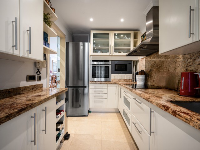 5 Bedrooms Townhouse in Marbella