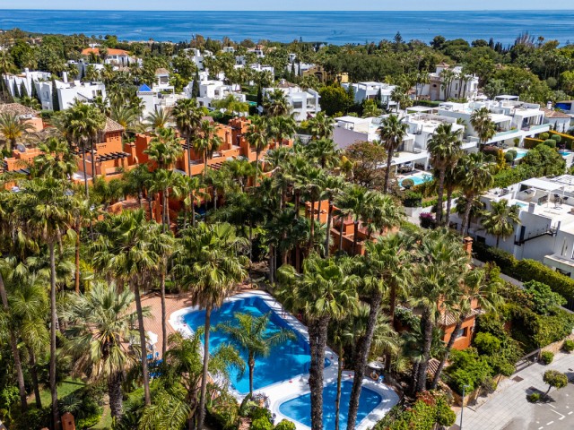 5 Bedrooms Townhouse in Marbella