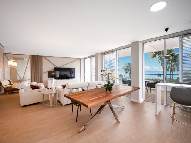 4 Bedrooms Apartment in Estepona