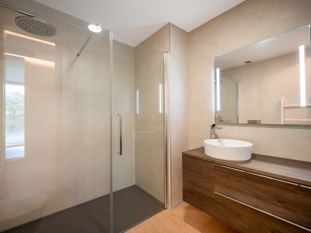 4 Bedrooms Apartment in Estepona