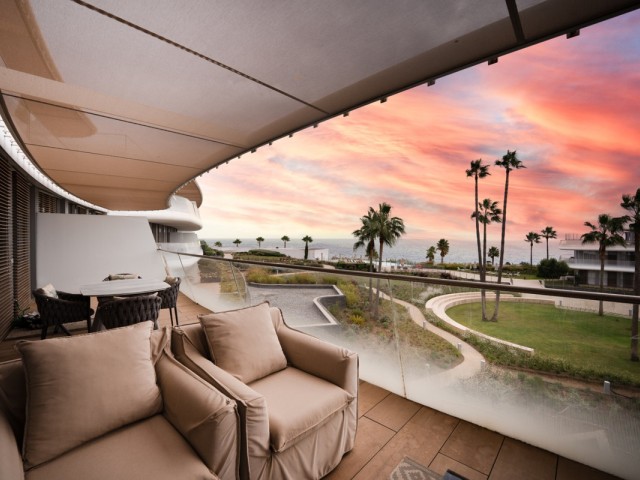 4 Bedrooms Apartment in Estepona