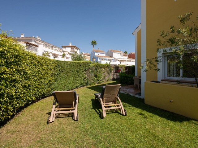 3 Bedrooms Townhouse in Estepona