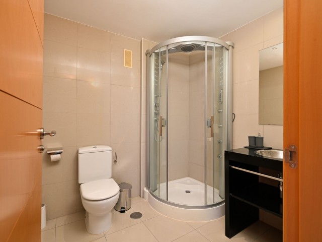 3 Bedrooms Townhouse in Estepona