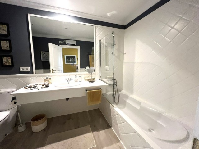 Appartement avec 3 Chambres  à El Paraiso