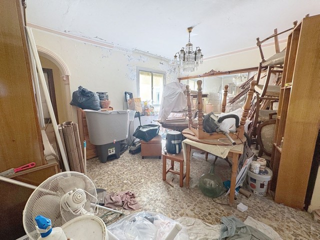 Adosado con 5 Dormitorios  en Estepona