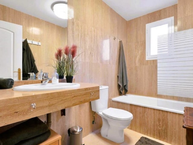 Appartement avec 2 Chambres  à Elviria