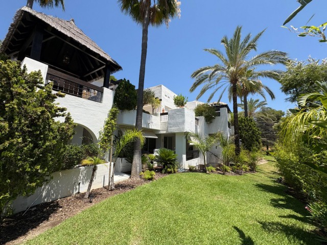 2 Bedrooms Apartment in Marbella
