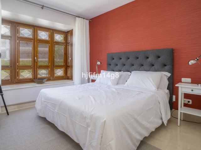 3 Bedrooms Apartment in Nueva Andalucía