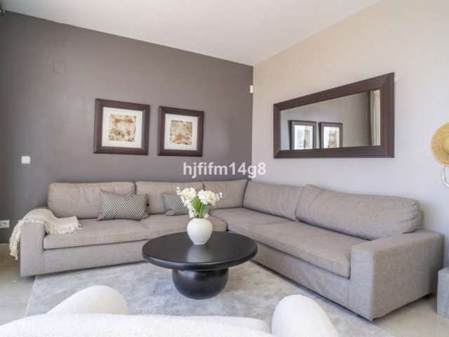 3 Bedrooms Apartment in Nueva Andalucía
