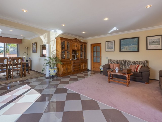 Villa avec 4 Chambres  à San Pedro de Alcántara