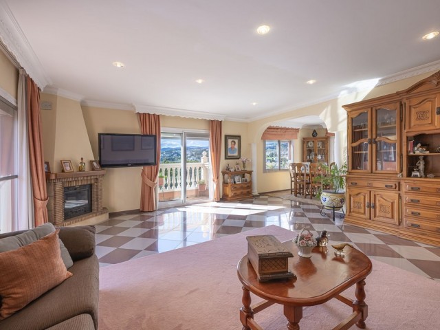 Villa avec 4 Chambres  à San Pedro de Alcántara