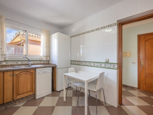 Villa avec 4 Chambres  à San Pedro de Alcántara