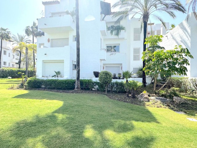 Apartment, Costalita, R5026123