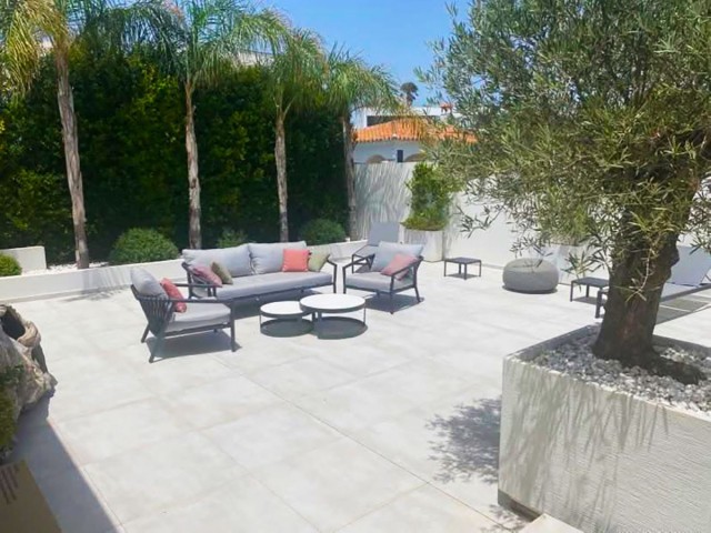 Villa con 3 Dormitorios  en La Cala de Mijas