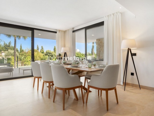 4 Sovrums Villa i Guadalmina Alta