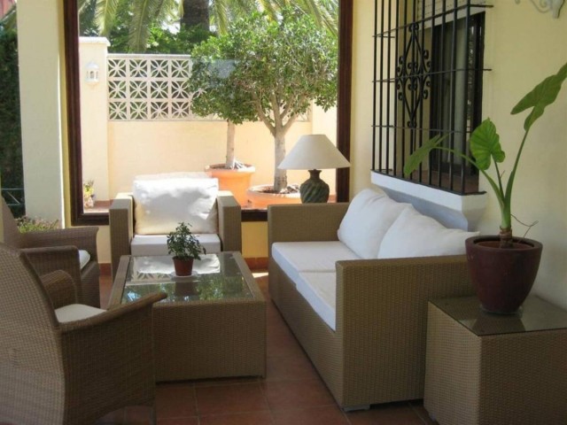 6 Slaapkamer Villa in Nueva Andalucía