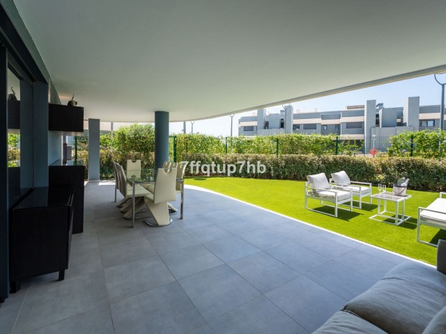 3 Bedrooms Apartment in Estepona