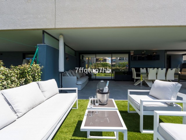 3 Bedrooms Apartment in Estepona