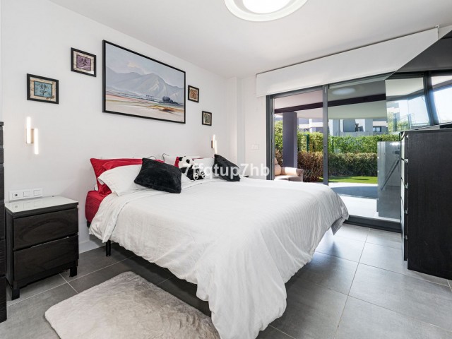 3 Bedrooms Apartment in Estepona