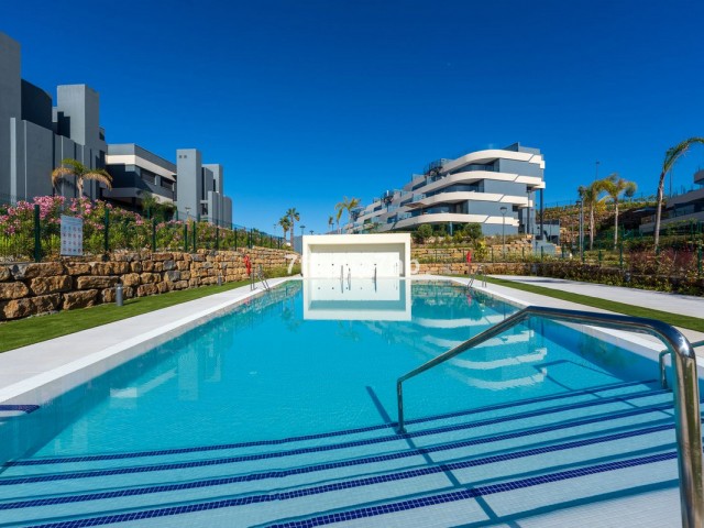 3 Bedrooms Apartment in Estepona