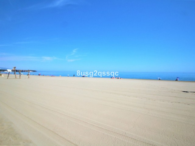 3 Bedrooms Apartment in Estepona