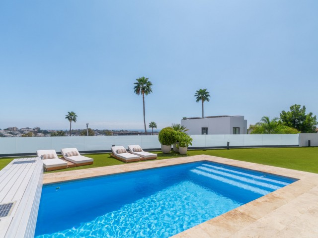 5 Sovrums Villa i Benahavís