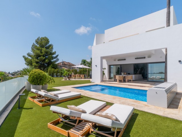5 Sovrums Villa i Benahavís