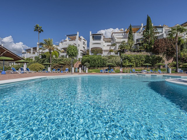 4 Bedrooms Townhouse in Nueva Andalucía