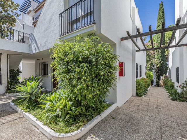 4 Bedrooms Townhouse in Nueva Andalucía