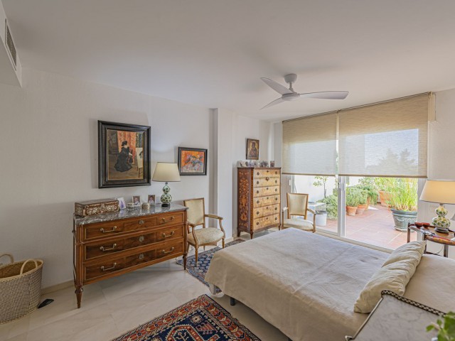 4 Bedrooms Townhouse in Nueva Andalucía