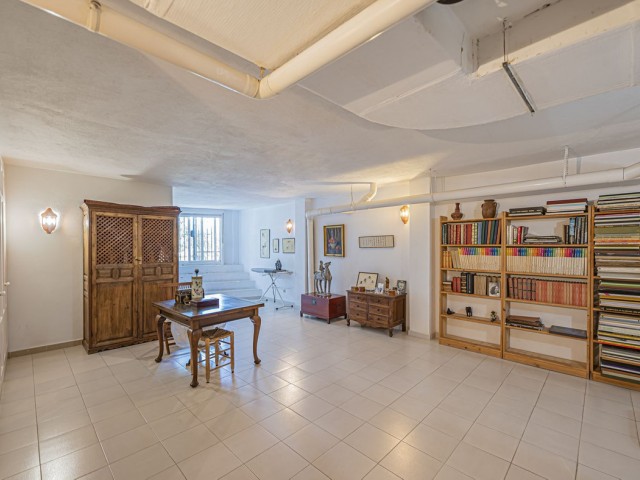 4 Bedrooms Townhouse in Nueva Andalucía