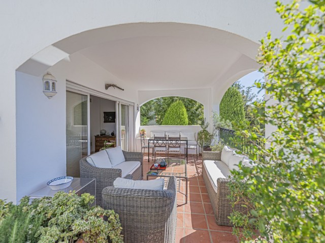 4 Bedrooms Townhouse in Nueva Andalucía