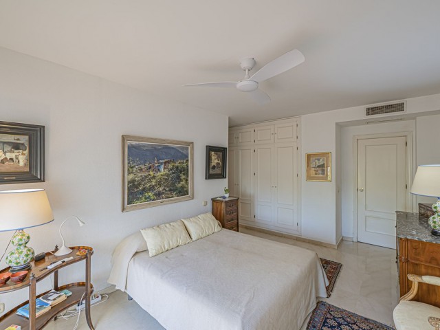 4 Bedrooms Townhouse in Nueva Andalucía
