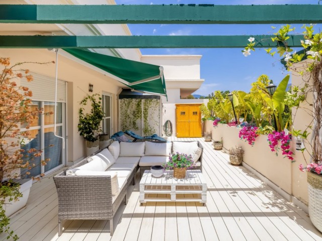 2 Bedrooms Apartment in Nueva Andalucía
