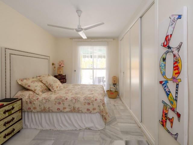 2 Bedrooms Apartment in Nueva Andalucía