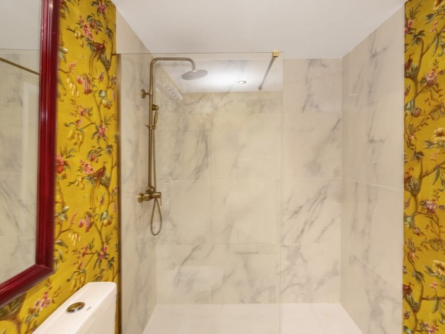 2 Bedrooms Apartment in Nueva Andalucía
