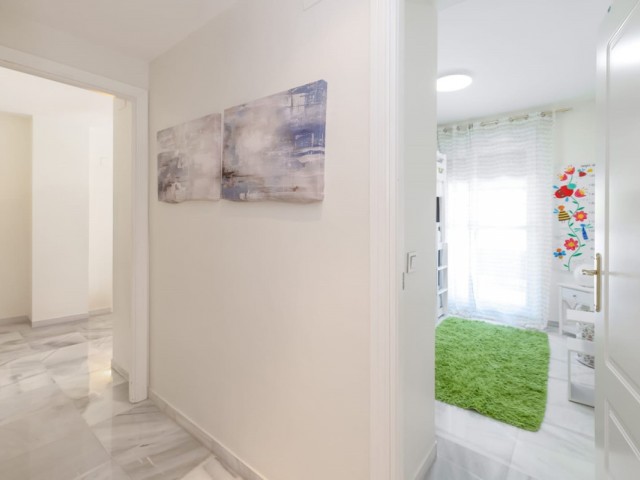 2 Bedrooms Apartment in Nueva Andalucía