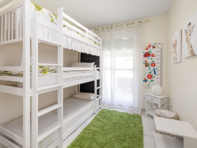 2 Bedrooms Apartment in Nueva Andalucía