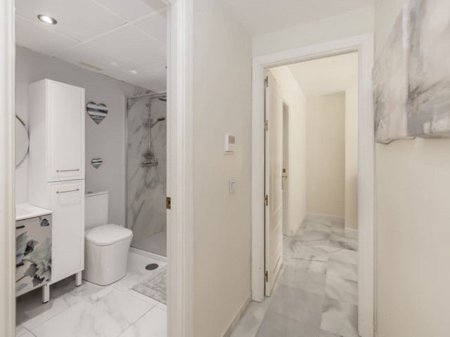 2 Bedrooms Apartment in Nueva Andalucía