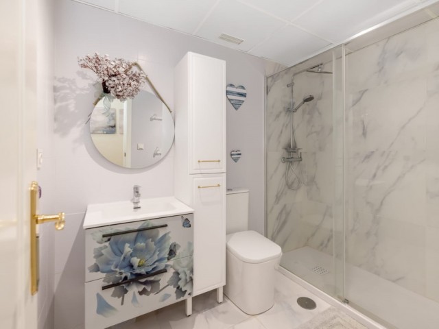 2 Bedrooms Apartment in Nueva Andalucía