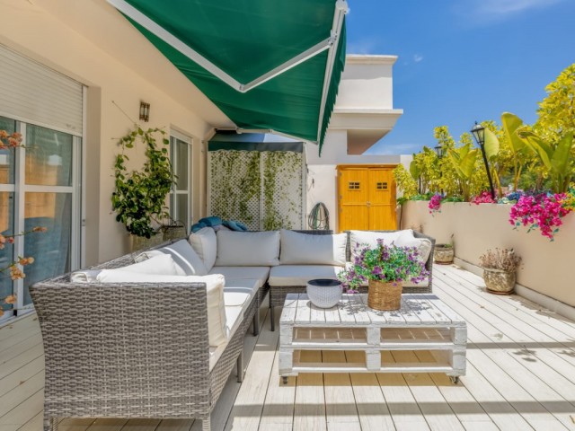 2 Bedrooms Apartment in Nueva Andalucía